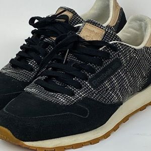 Reebok Sneakers